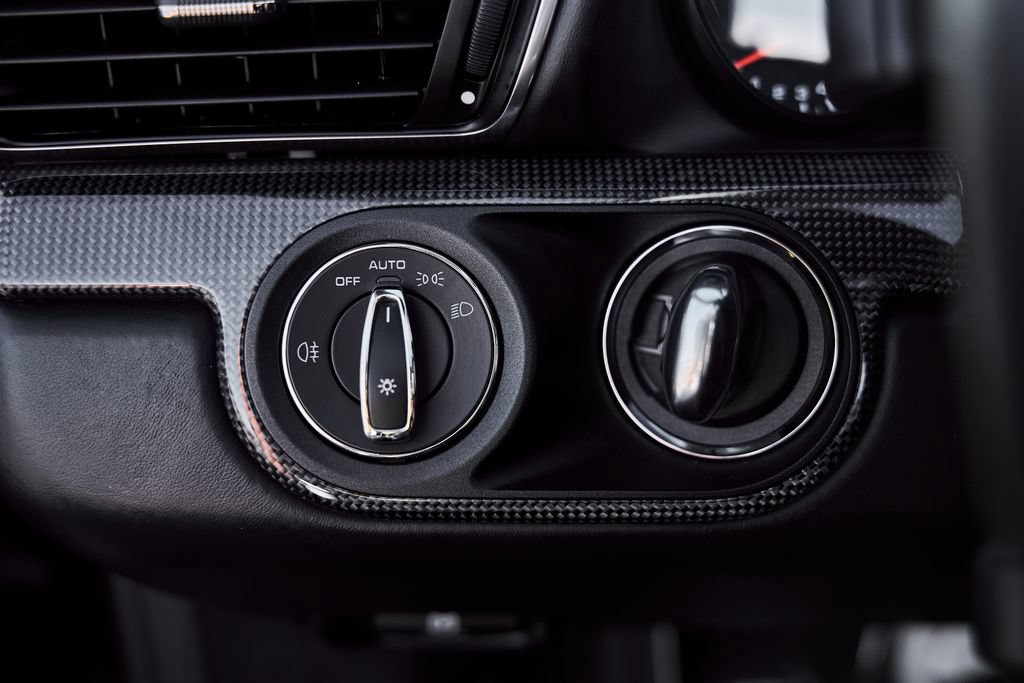 Used 2014 Porsche 911 Turbo S AWD/4WD image 45