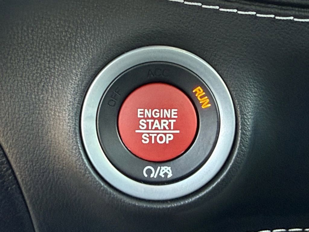 Used 2022 Dodge Challenger SRT Hellcat Redeye image 29