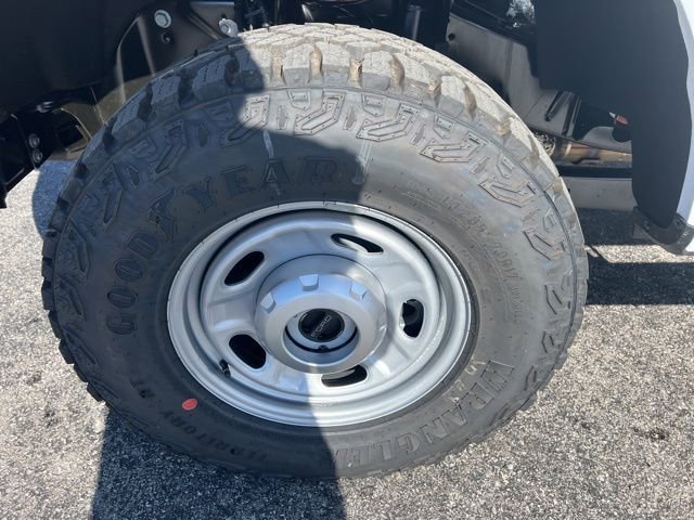 New 2026 Ford F250 XL w/ XL Off-Road Package image 17