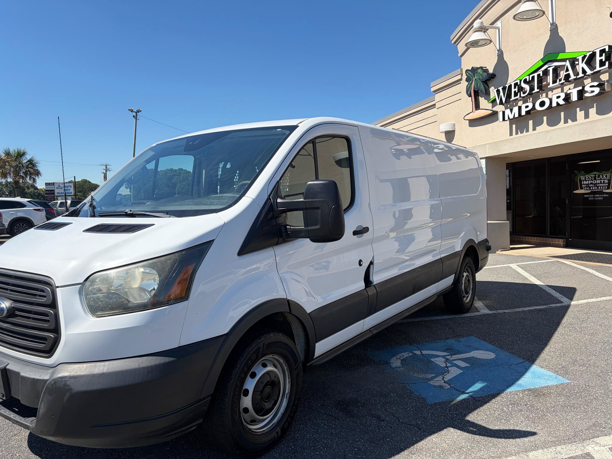 Used 2016 Ford Transit 150 148 Low Roof RWD image 4