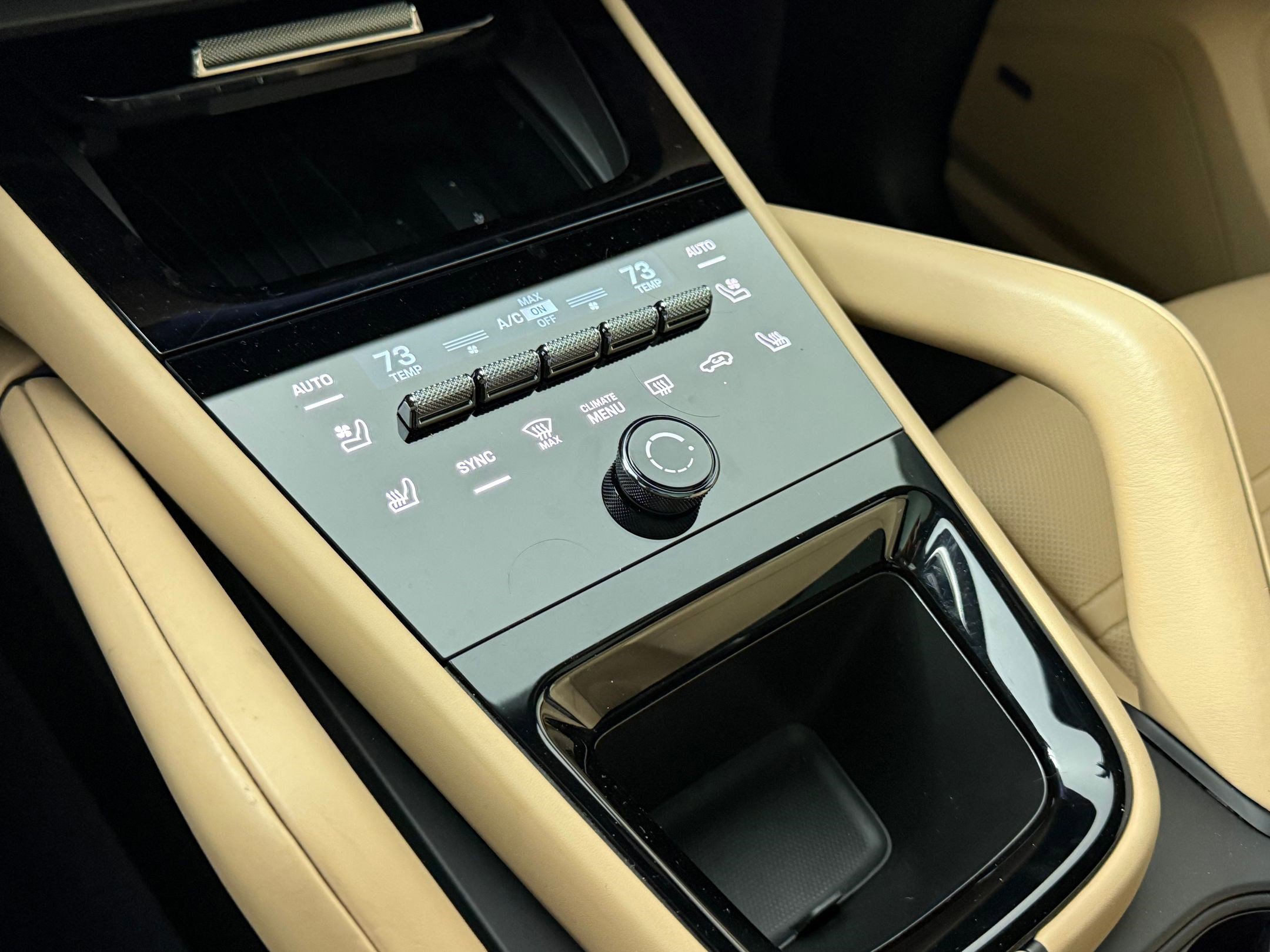 Used 2025 Porsche Cayenne GTS image 22