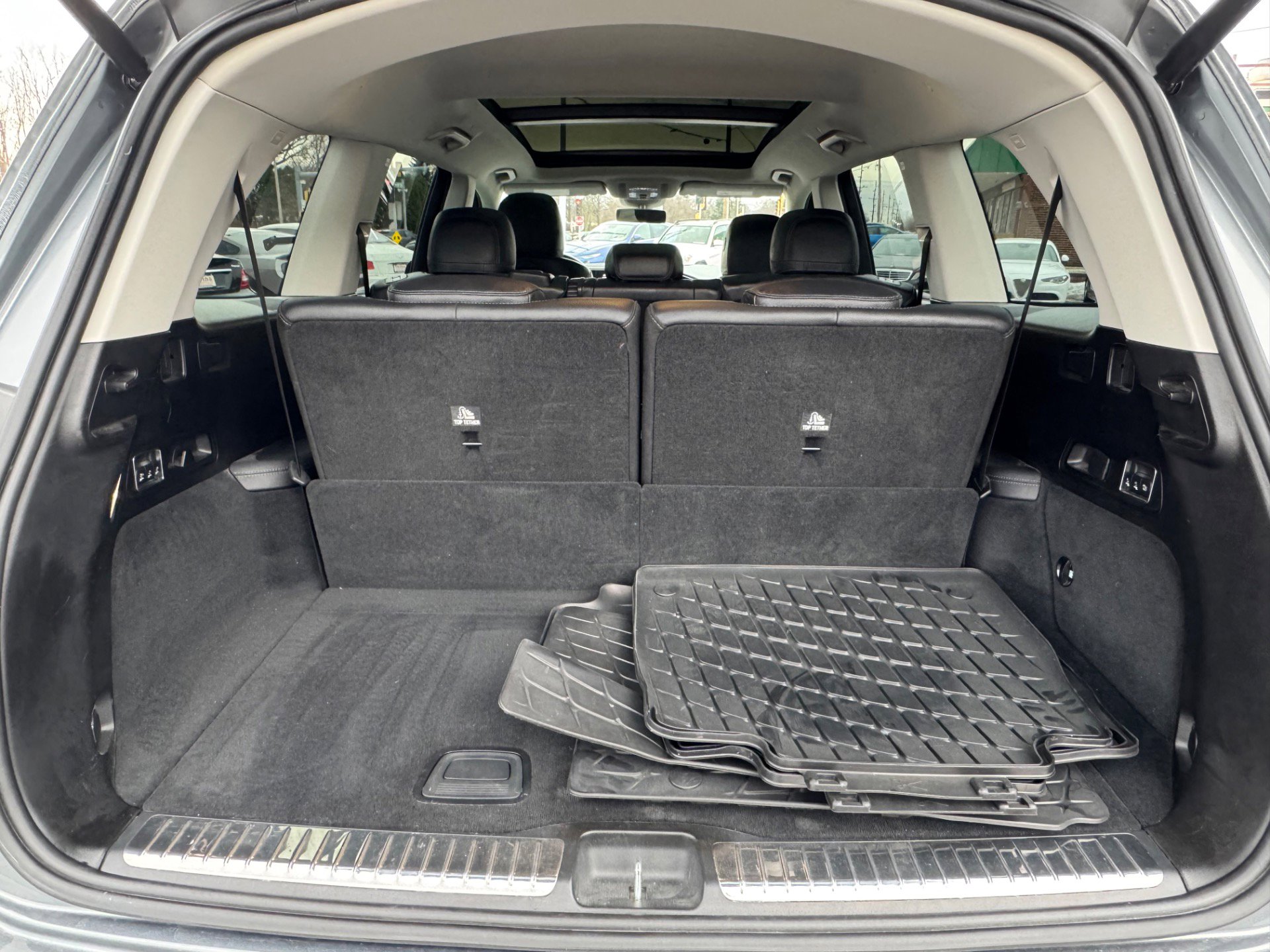 Used 2020 Mercedes-Benz GLS 450 4MATIC image 14