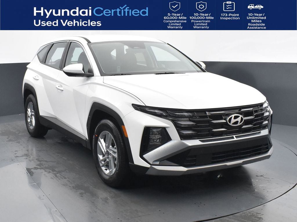 Used 2025 Hyundai Tucson SE video 1