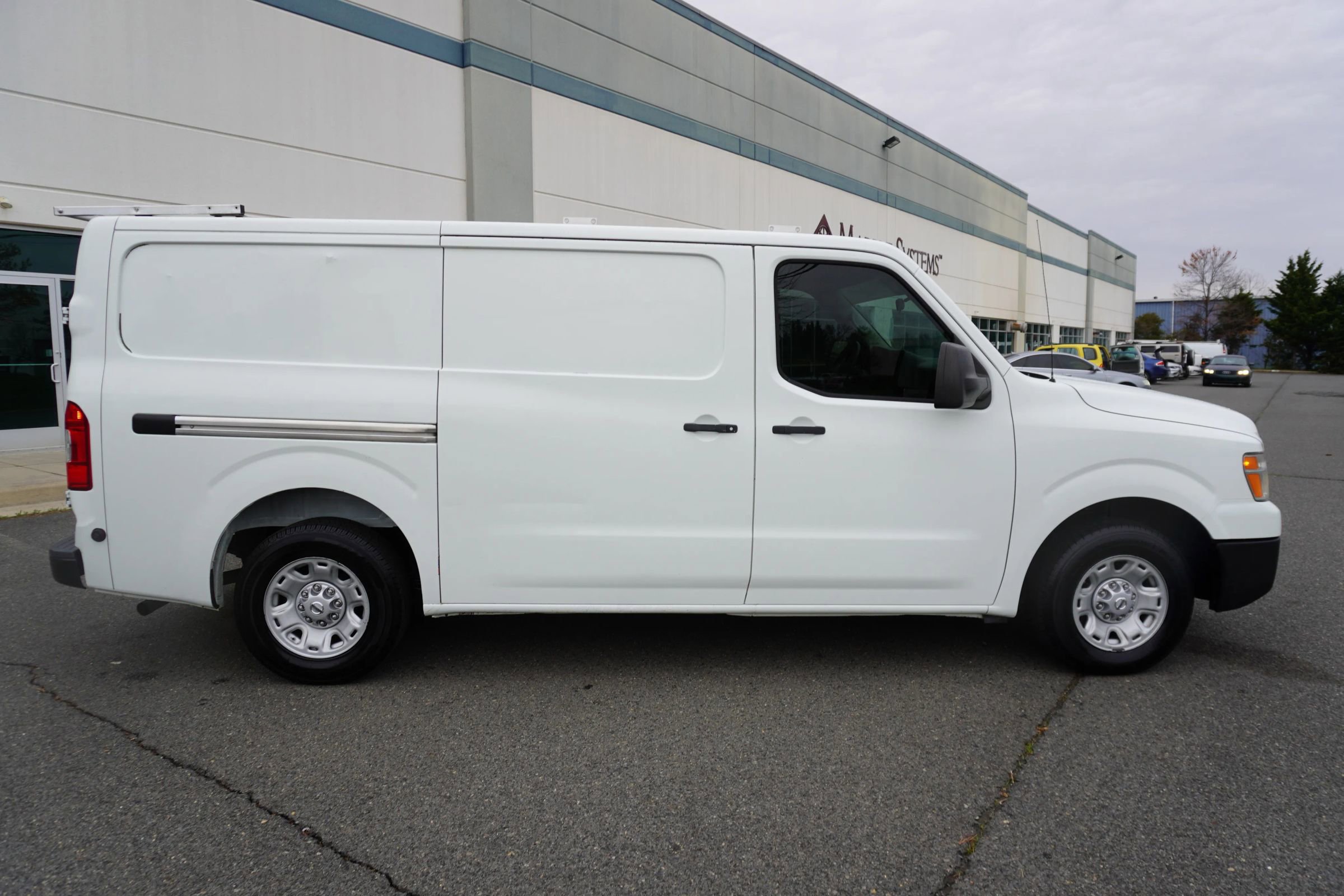 Used 2017 Nissan NV 2500 S w/ Power Basic Package image 8