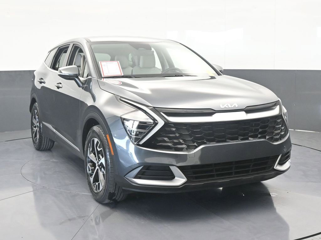 Used 2024 Kia Sportage EX image 9