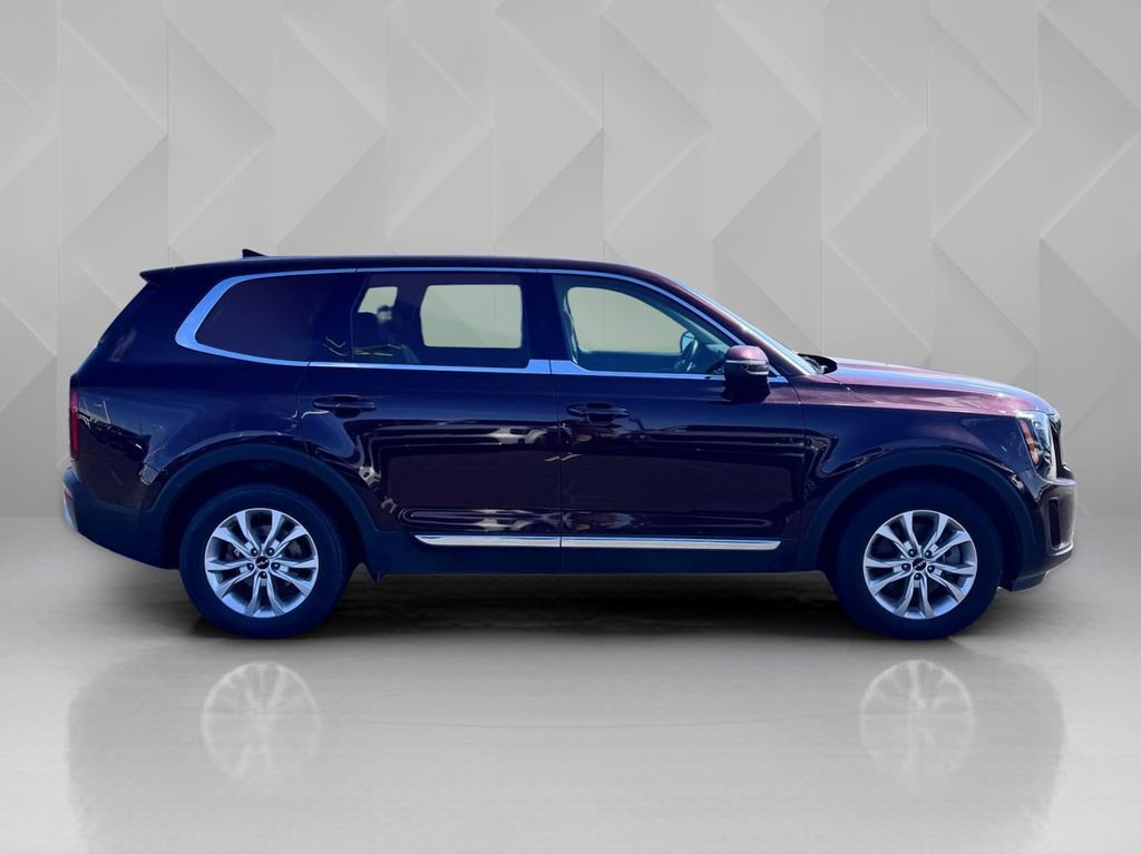Certified 2022 Kia Telluride LX FWD image 4