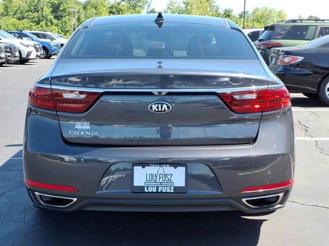 Used 2018 Kia Cadenza Premium w/ Paint Protection Package FWD image 27