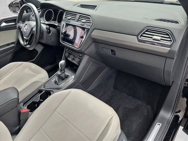 Used 2021 Volkswagen Tiguan SE R-Line FWD image 23
