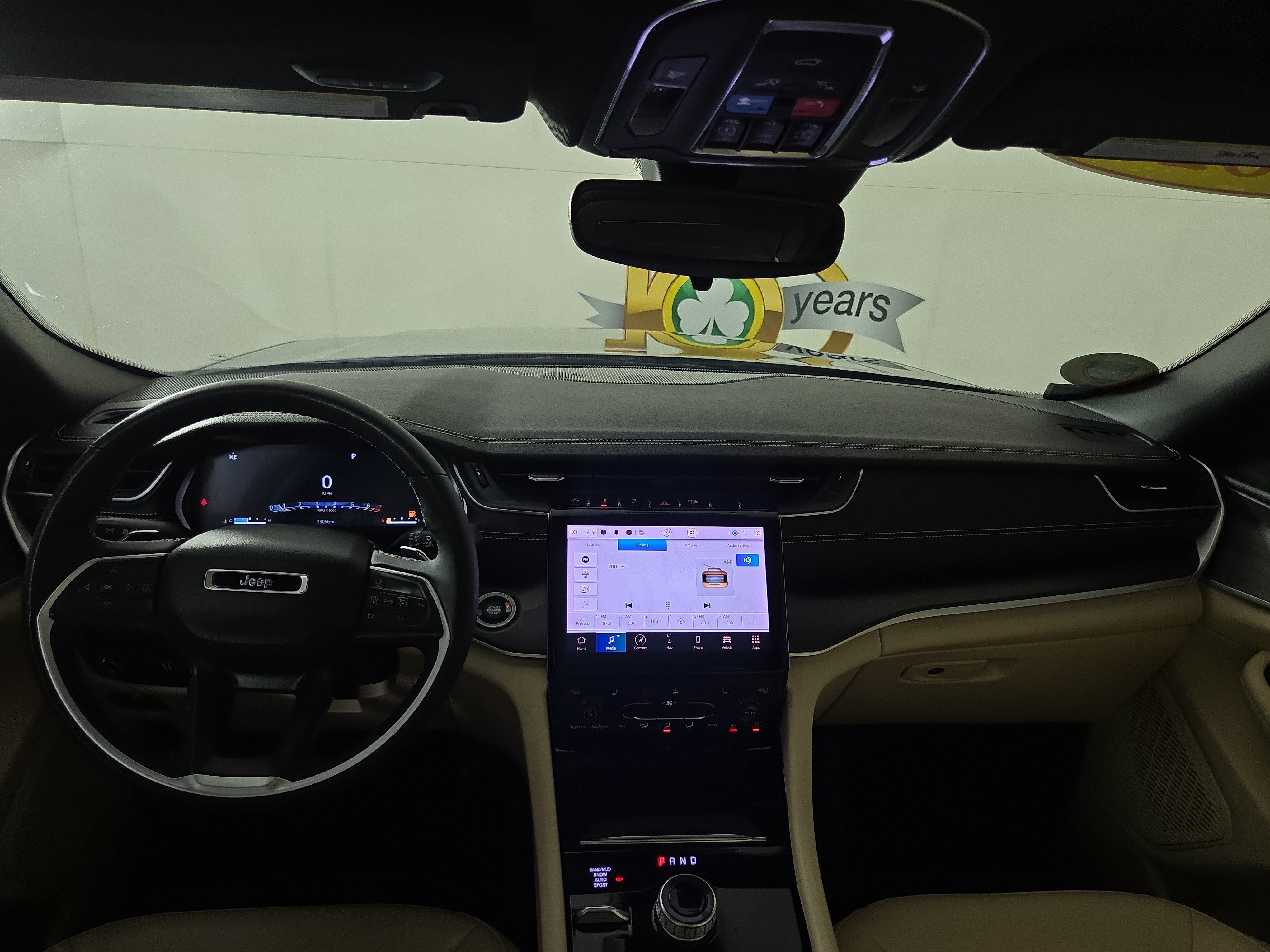 Used 2023 Jeep Grand Cherokee L Limited AWD/4WD image 14