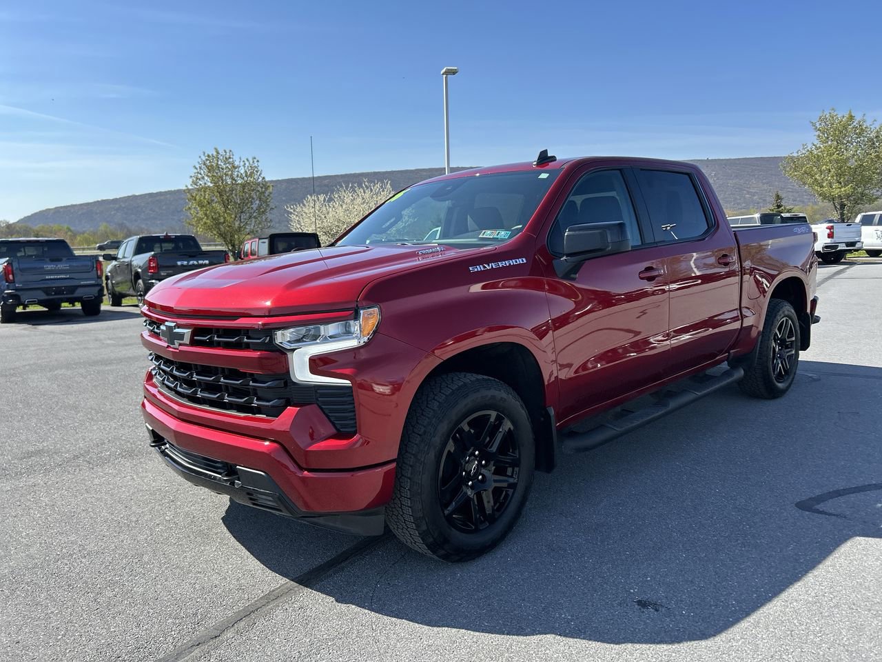 Used 2026 Chevrolet Silverado 1500 RST w/ RST Select Package AWD/4WD image 3