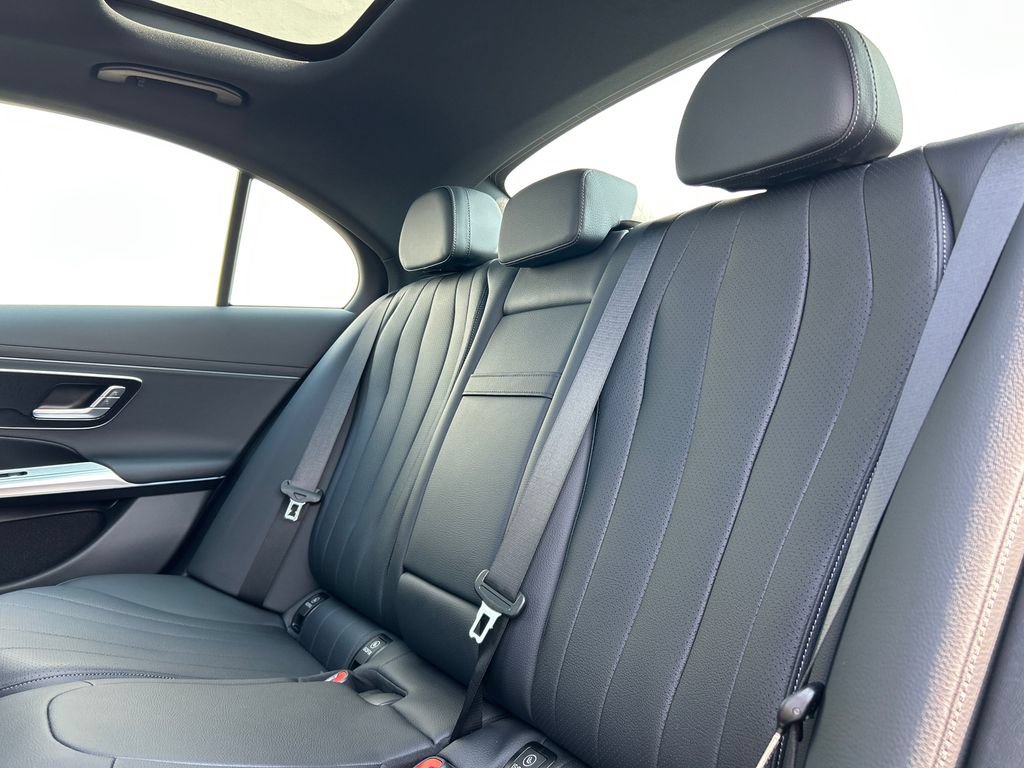 New 2026 Mercedes-Benz E 350 4MATIC Sedan image 25