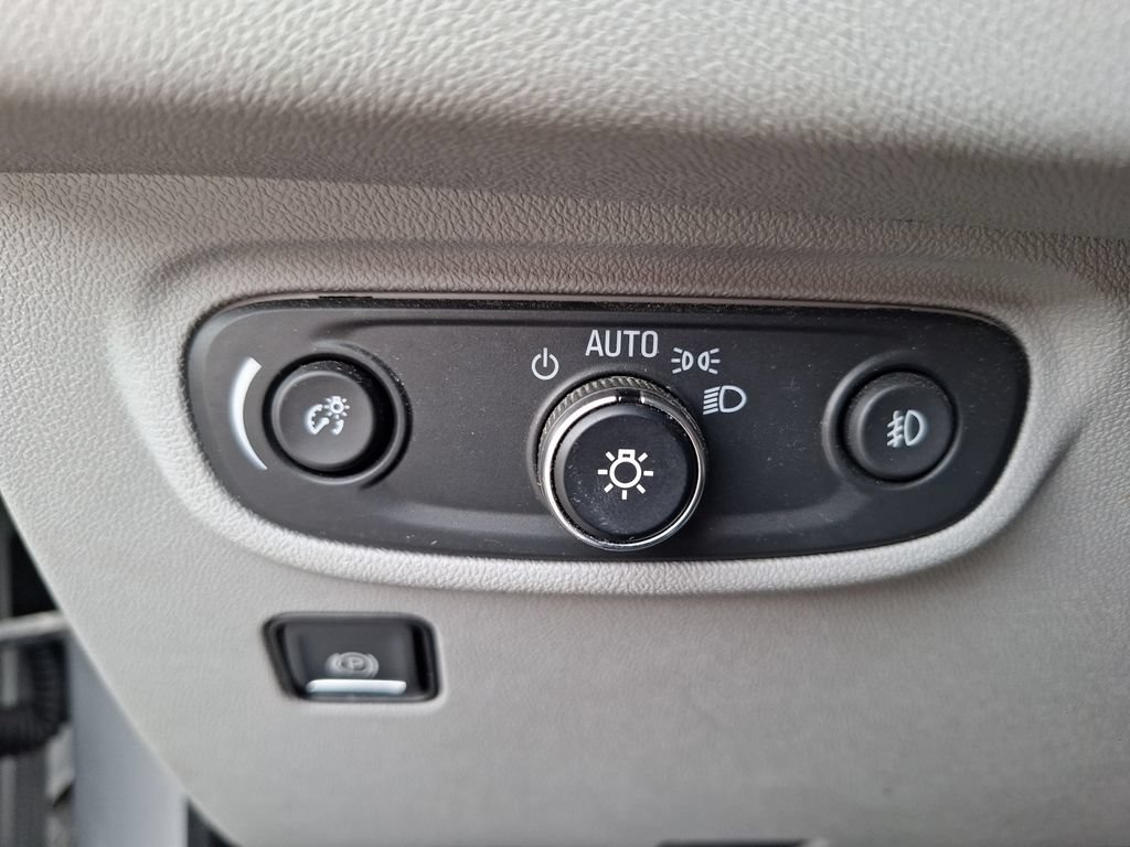 Used 2018 GMC Terrain SLT w/ Preferred Package FWD image 23