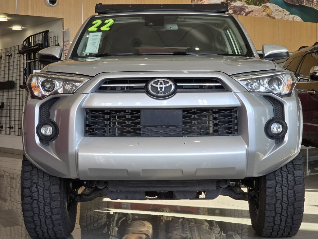 Used 2022 Toyota 4Runner SR5 AWD/4WD image 21