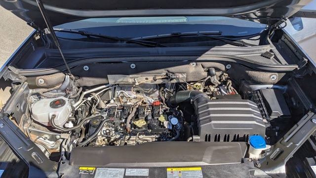 Used 2024 Volkswagen Atlas SE image 32