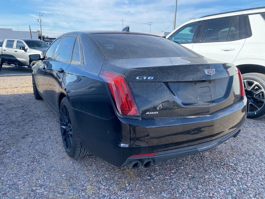 Used 2018 Cadillac CT6 Luxury AWD/4WD image 3