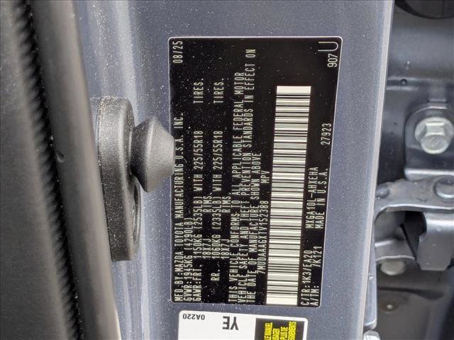 Used 2026 Toyota Corolla Cross XLE w/ Convenience Package image 25