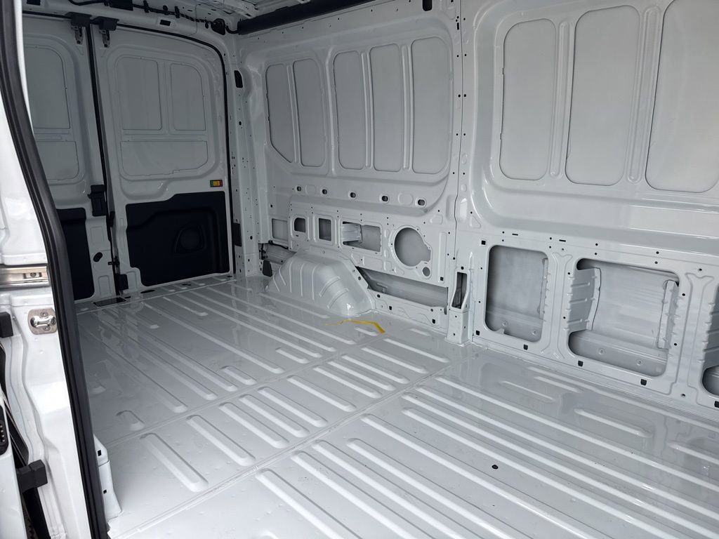 New 2026 Ford Transit 250 148 Medium Roof RWD image 10