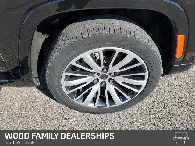 Used 2024 Jeep Grand Wagoneer L Series III w/ Rear Seat Video Group 1 image 29