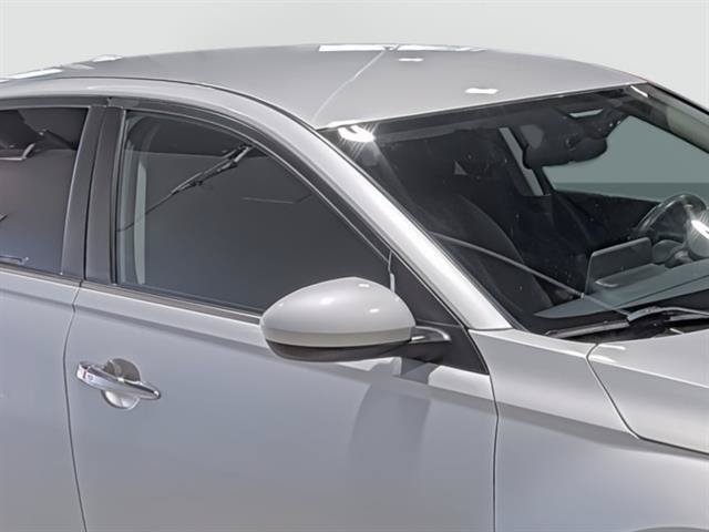 Used 2020 Nissan Altima 2.5 S AWD/4WD image 16