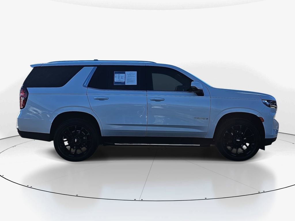 Used 2022 Chevrolet Tahoe LT w/ Luxury Package image 3