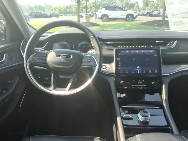 Certified 2022 Jeep Grand Cherokee L Limited w/ Luxury Tech Group II AWD/4WD image 10