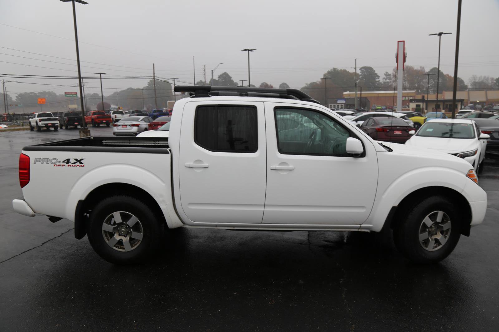 Used 2012 Nissan Frontier PRO-4X w/ Pro-4x Luxury Pkg image 5