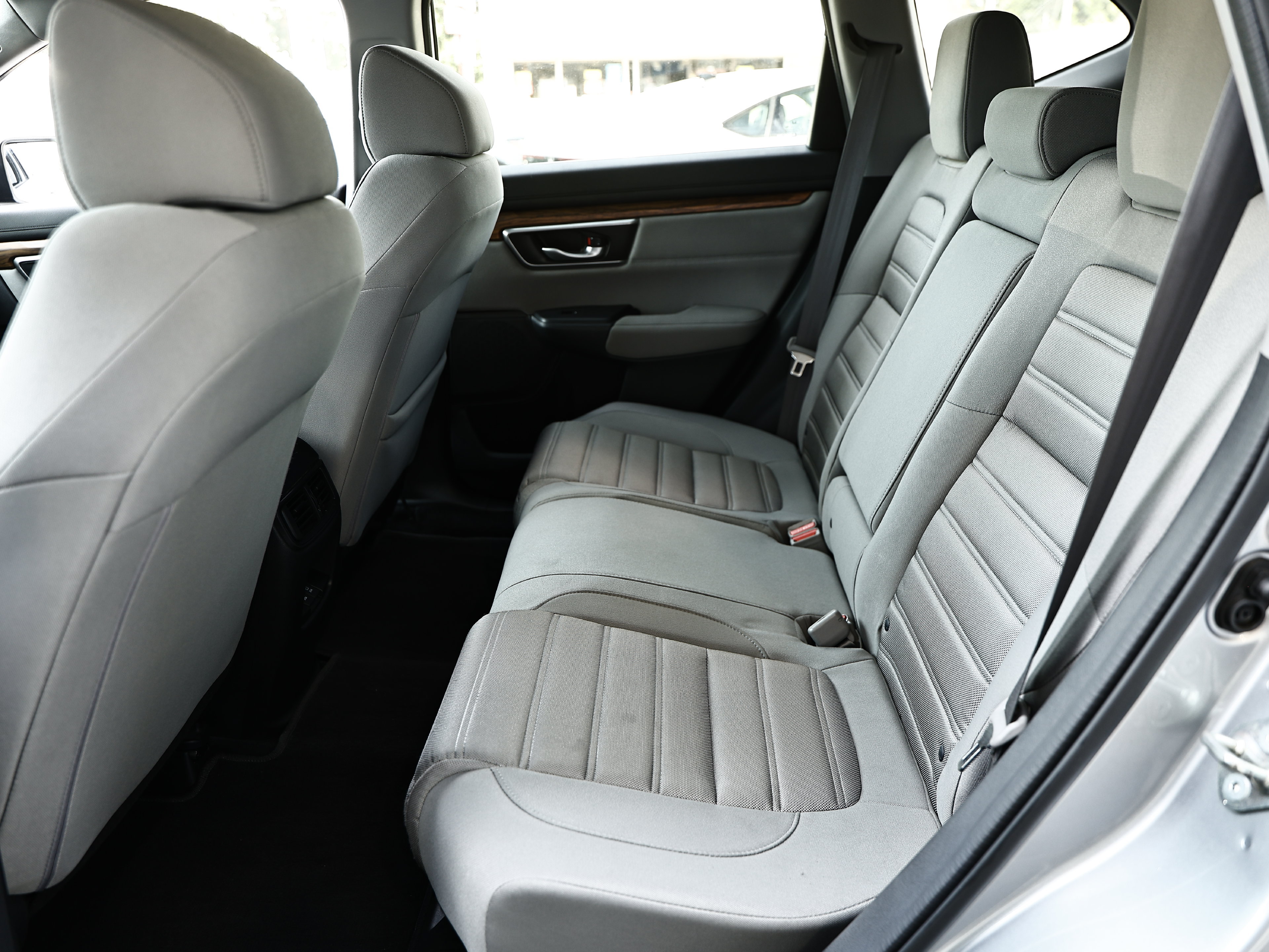 Used 2018 Honda CR-V EX image 24