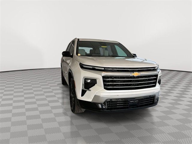 Certified 2024 Chevrolet Traverse RS image 3