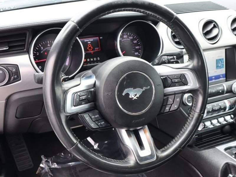 Used 2020 Ford Mustang Premium image 17