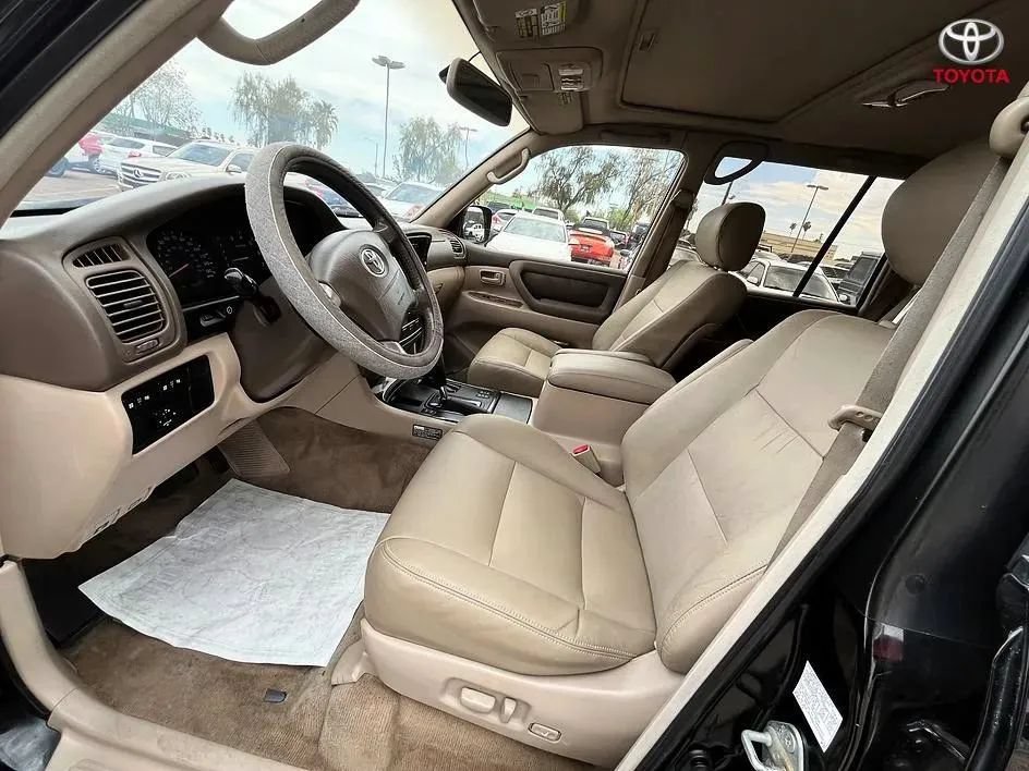 Used 2001 Toyota Land Cruiser AWD/4WD image 9