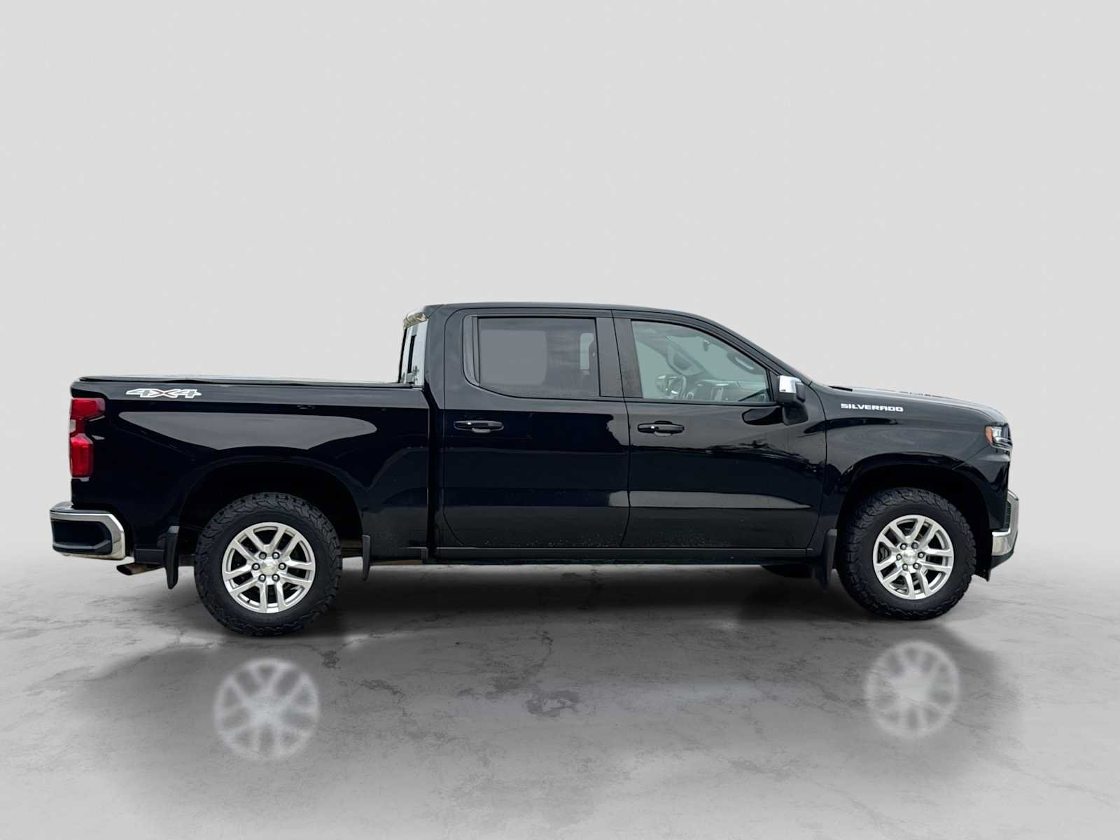 Used 2019 Chevrolet Silverado 1500 LT w/ All-Star Edition AWD/4WD image 6