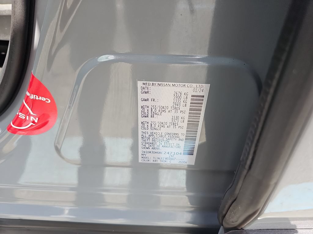 Used 2024 Nissan Pathfinder Platinum FWD image 33
