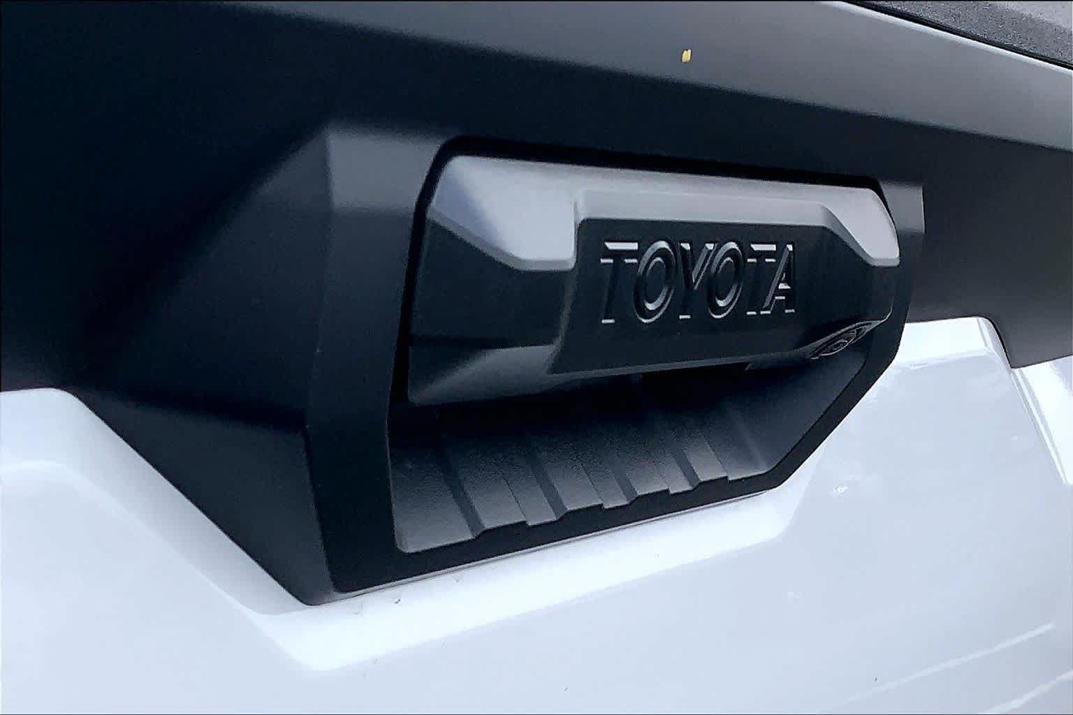 New 2026 Toyota Tundra SR5 RWD image 15