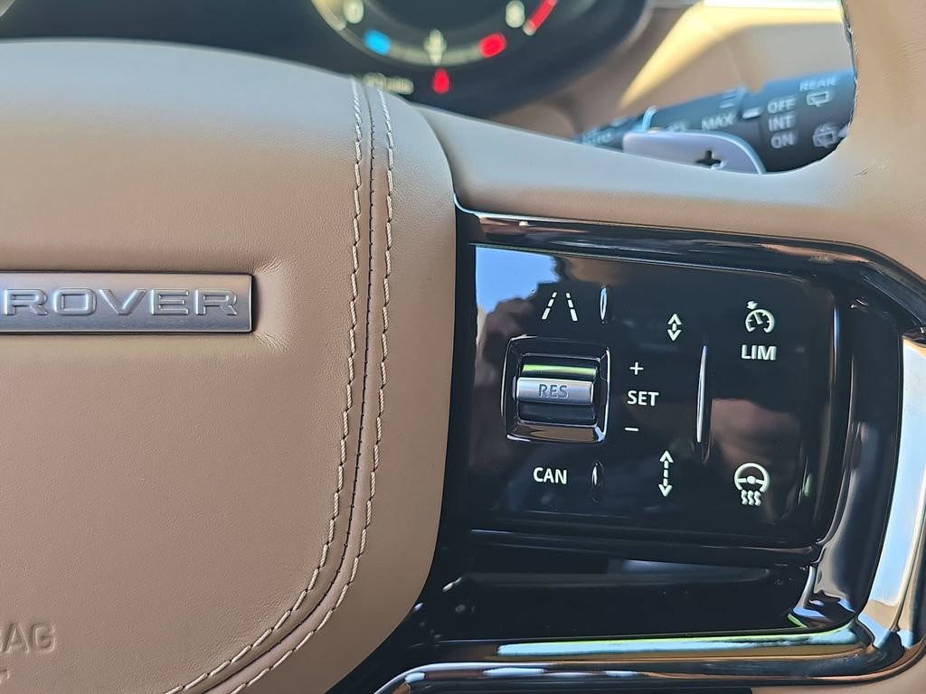 Certified 2026 Land Rover Range Rover Sport Dynamic SE AWD/4WD image 19