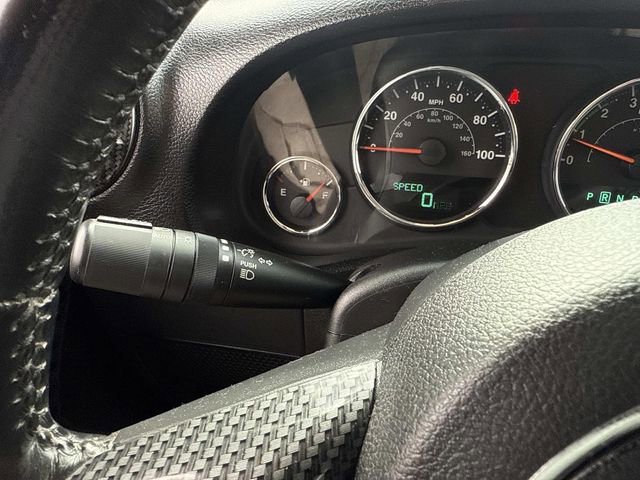 Used 2016 Jeep Wrangler Unlimited Sahara w/ Dual Top Group image 31