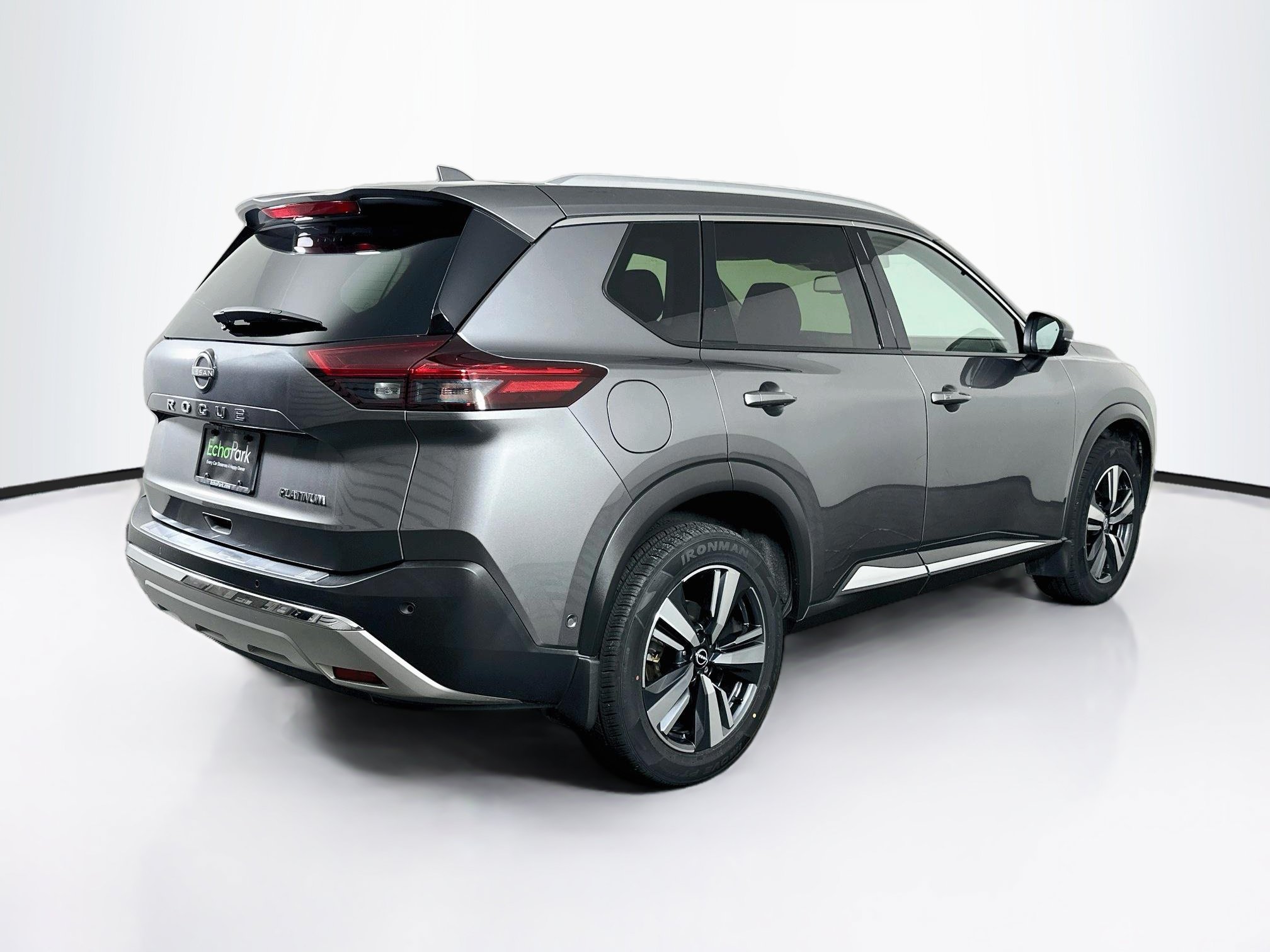 Used 2023 Nissan Rogue Platinum w/ Platinum Premium Package FWD image 9