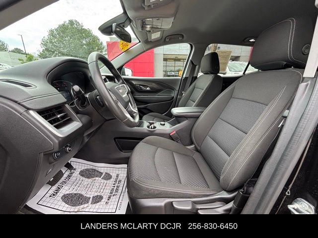 Used 2024 GMC Terrain SLE image 17