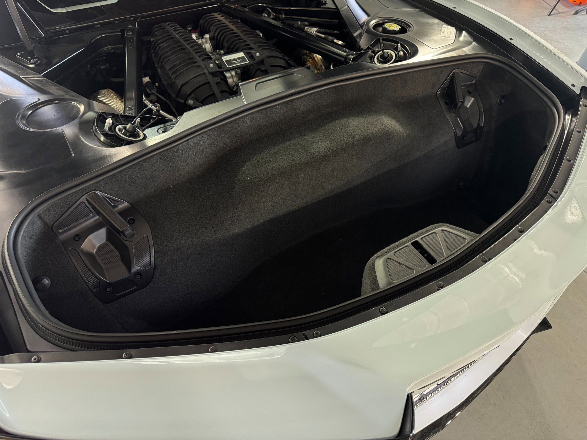 Used 2024 Chevrolet Corvette Z06 RWD image 35