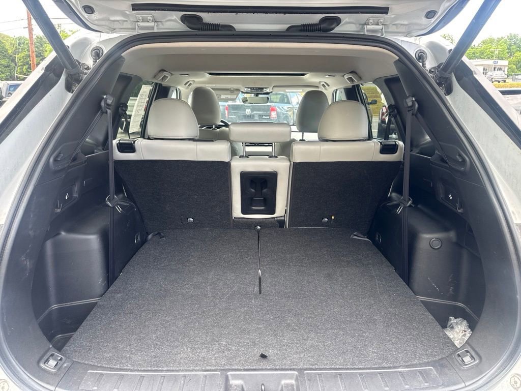 Used 2025 Mitsubishi Outlander SEL AWD/4WD image 24