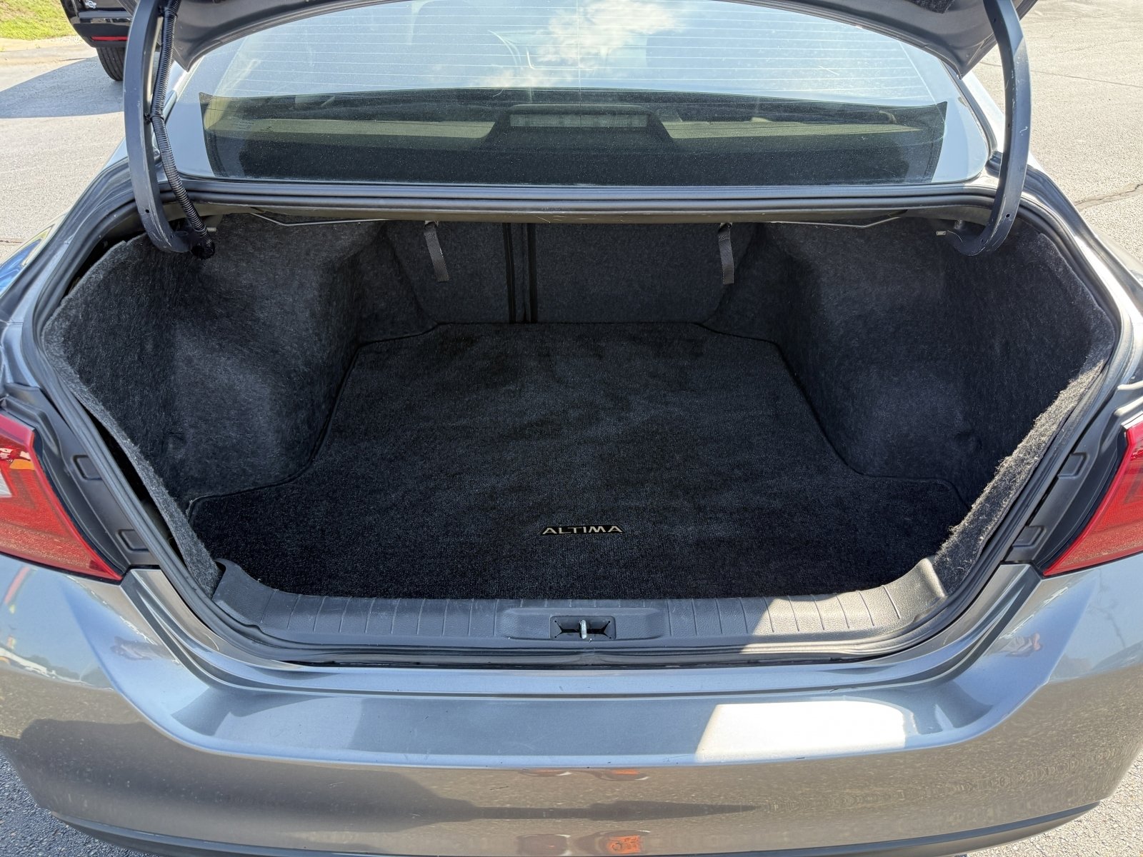 Used 2018 Nissan Altima 2.5 S w/ S Convenience Package image 37