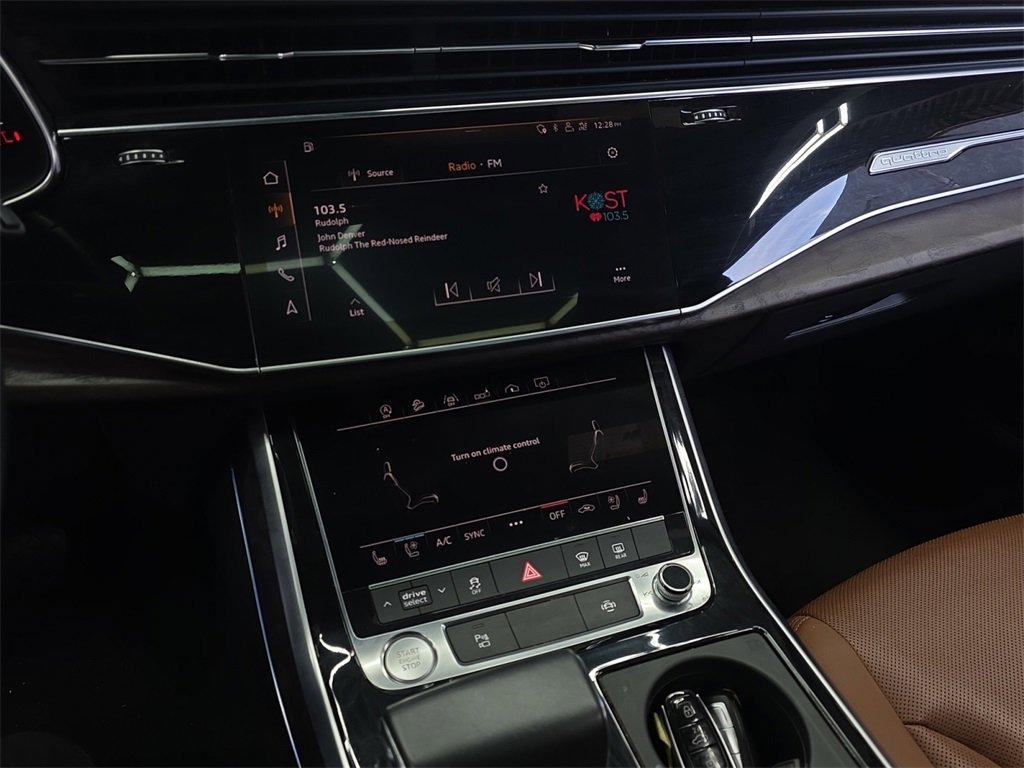 Used 2019 Audi Q8 Premium Plus image 22