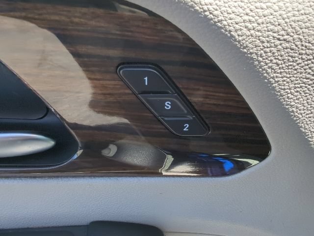 Used 2021 Chrysler Pacifica Limited FWD image 15