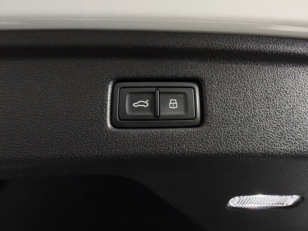 Used 2023 Audi A5 2.0T Premium Plus w/ Premium Plus AWD/4WD image 29