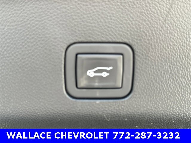 Certified 2023 GMC Yukon Denali Ultimate image 12