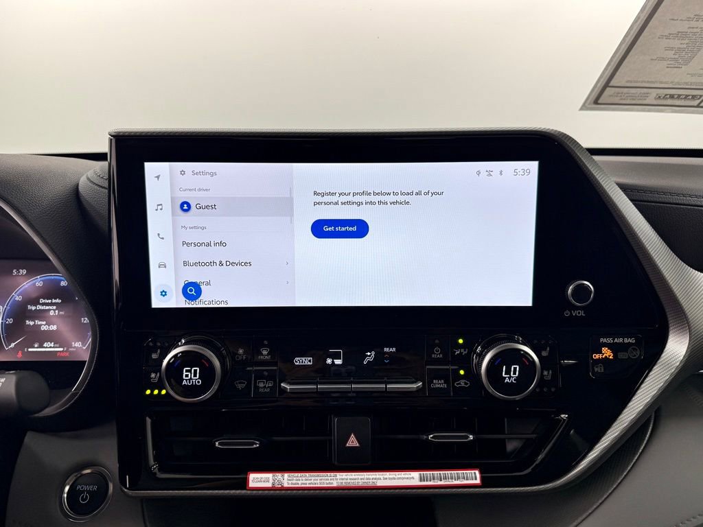 Used 2026 Toyota Highlander Platinum image 31