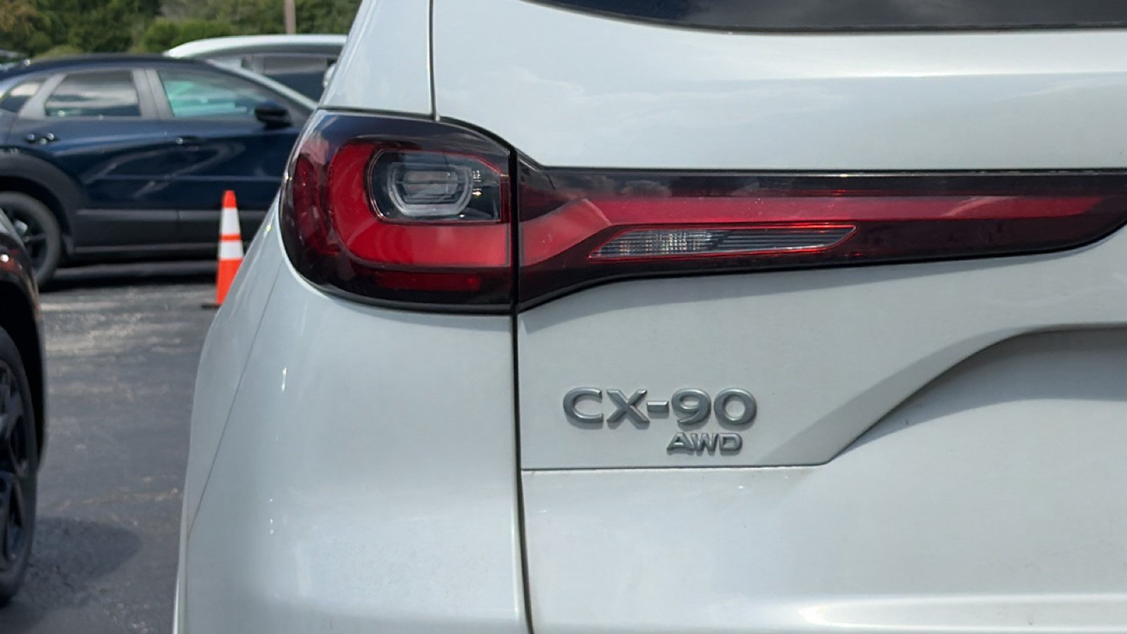 Used 2024 MAZDA CX-90 3.3 Turbo S w/ Premium Plus AWD/4WD image 17
