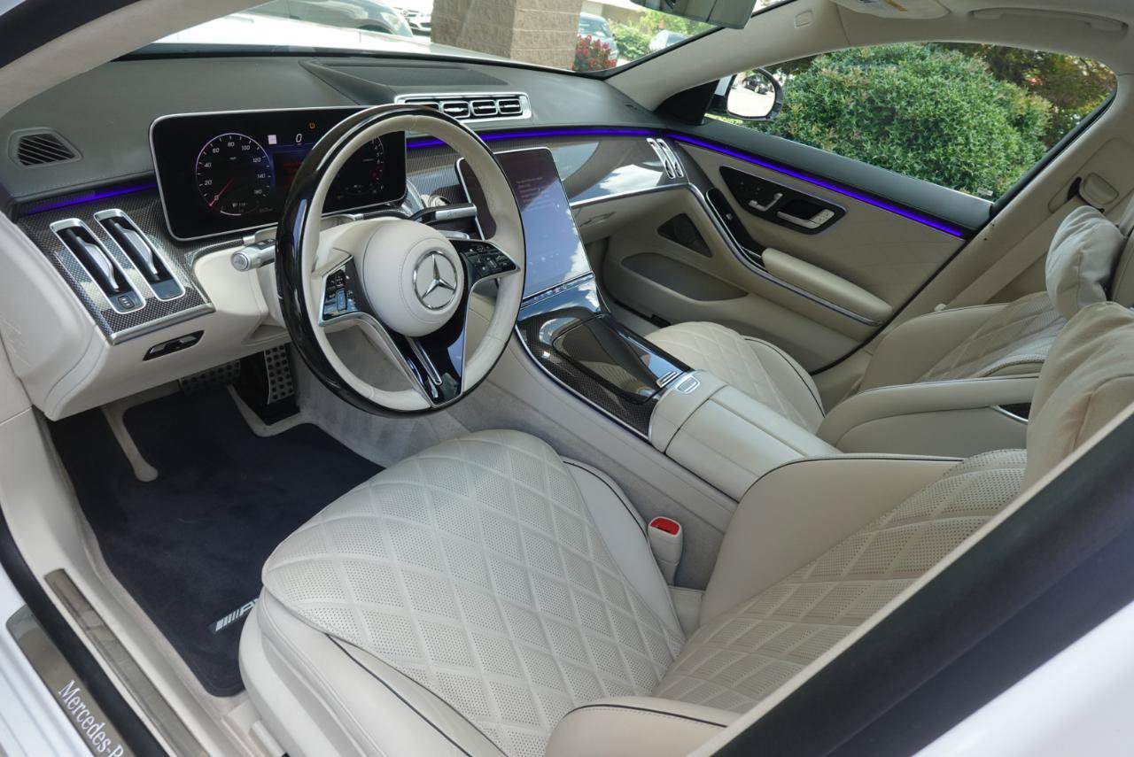 Used 2025 Mercedes-Benz S 580e 4MATIC Sedan image 8