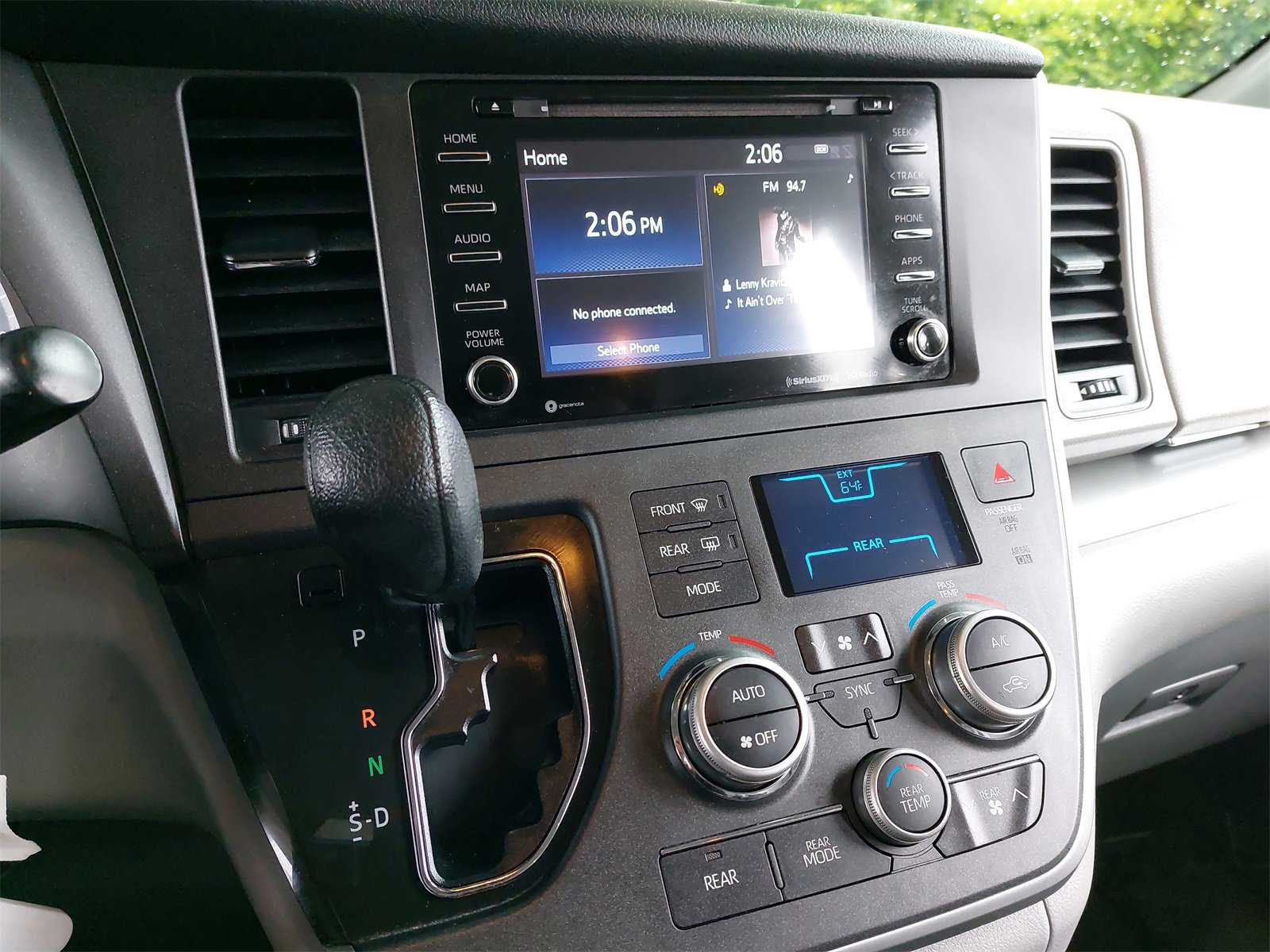 Used 2020 Toyota Sienna LE image 20