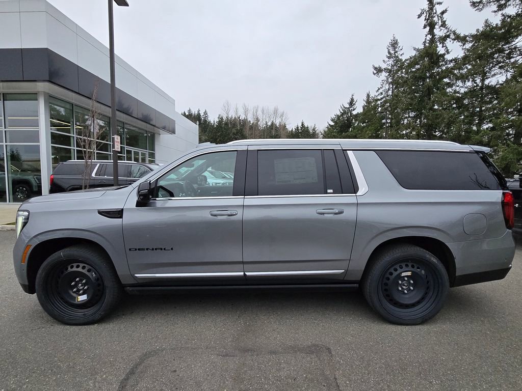 New 2026 GMC Yukon XL Denali w/ Denali Reserve Package image 38