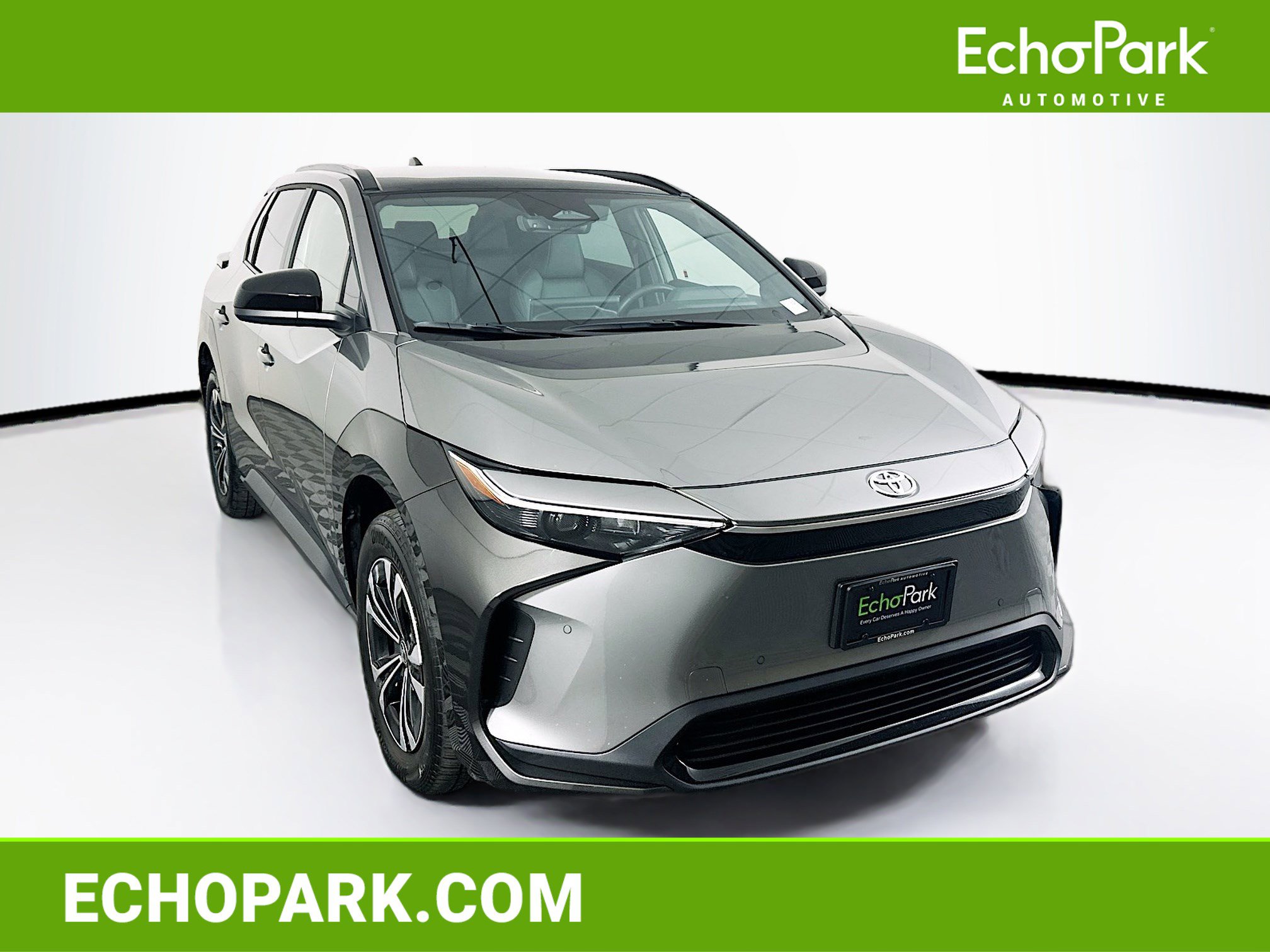 Used 2024 Toyota bZ4X XLE w/ Weather Package FWD image 1